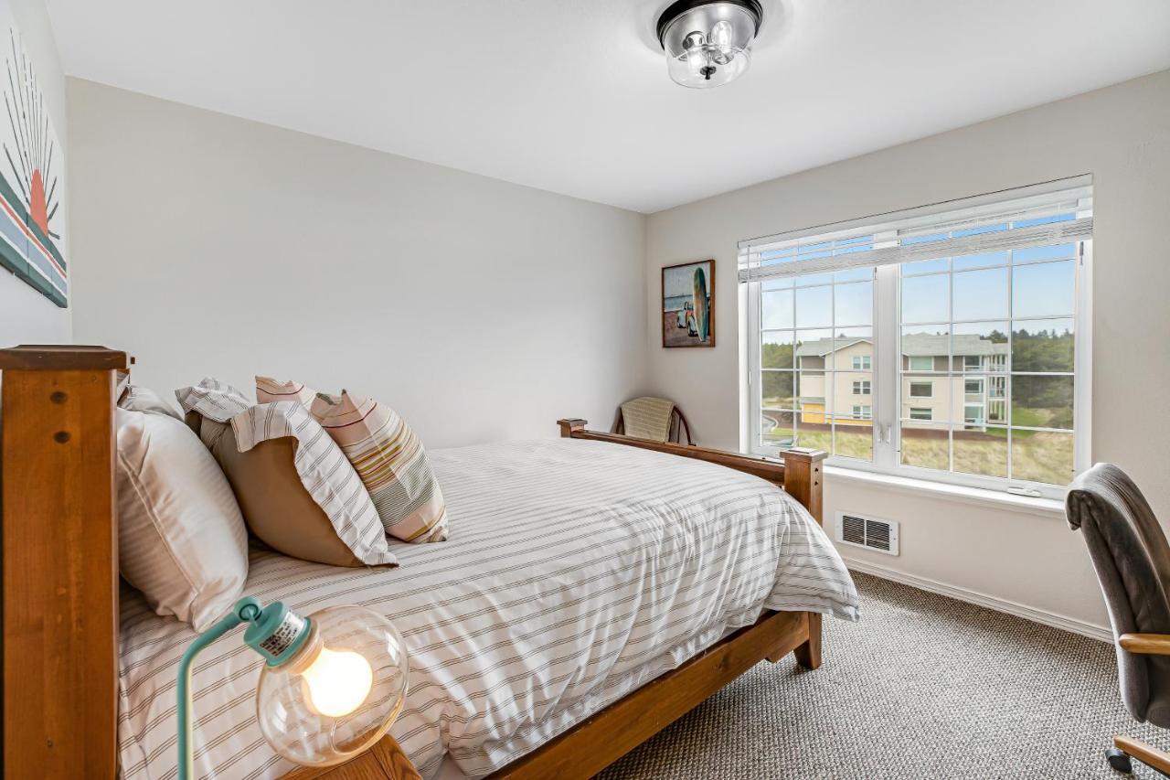 Once Upon A Tide Appartement Westport Buitenkant foto